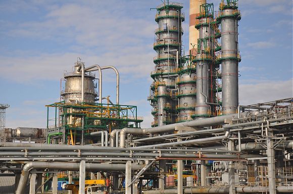 Роснефть увеличит отбор ВГО до 96% на одной из установок Саратовского НПЗ