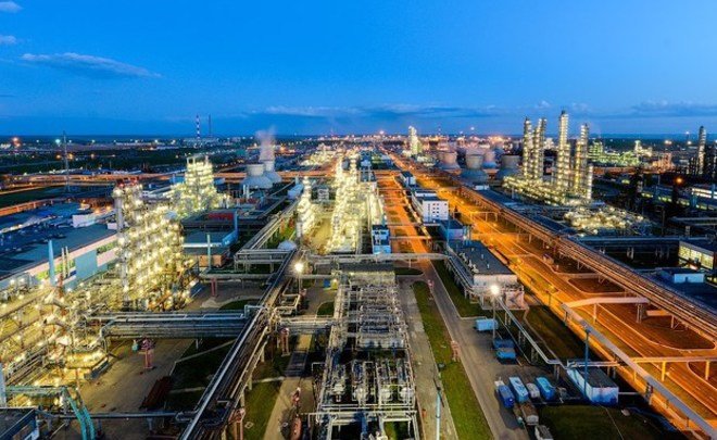 Нижнекамскнефтехим сократил чистую прибыль почти в пять раз за полугодие