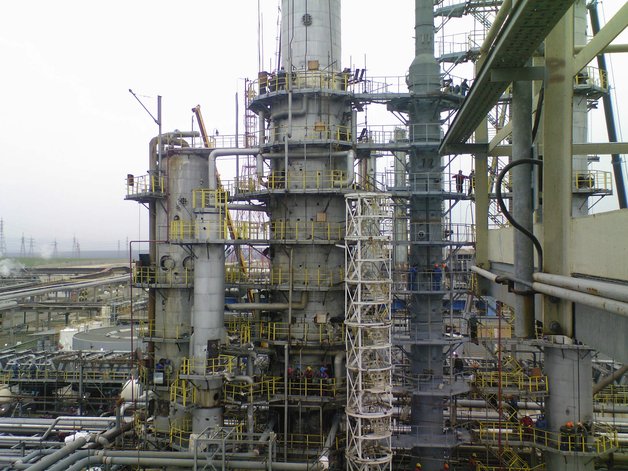 Нпз лукойл что произошло. Лукойл Нефтохим Бургас. НПЗ В Бургасе, Болгария. Лукойл Нефтехим Бургас Болгария. Лукойл НПЗ Болгария.