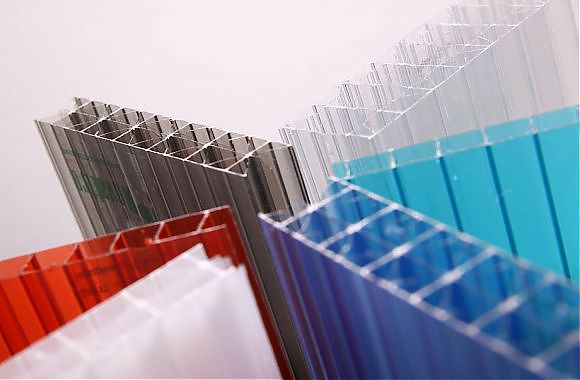 Поставки поликарбонатов из-за рубежа сократились на 35% за январь-август