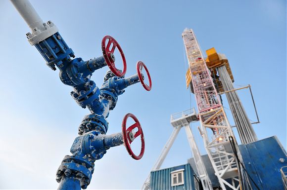 Минэнерго: добыча природного и попутного газа вырастет на 1,5 млрд куб. в 2016г.