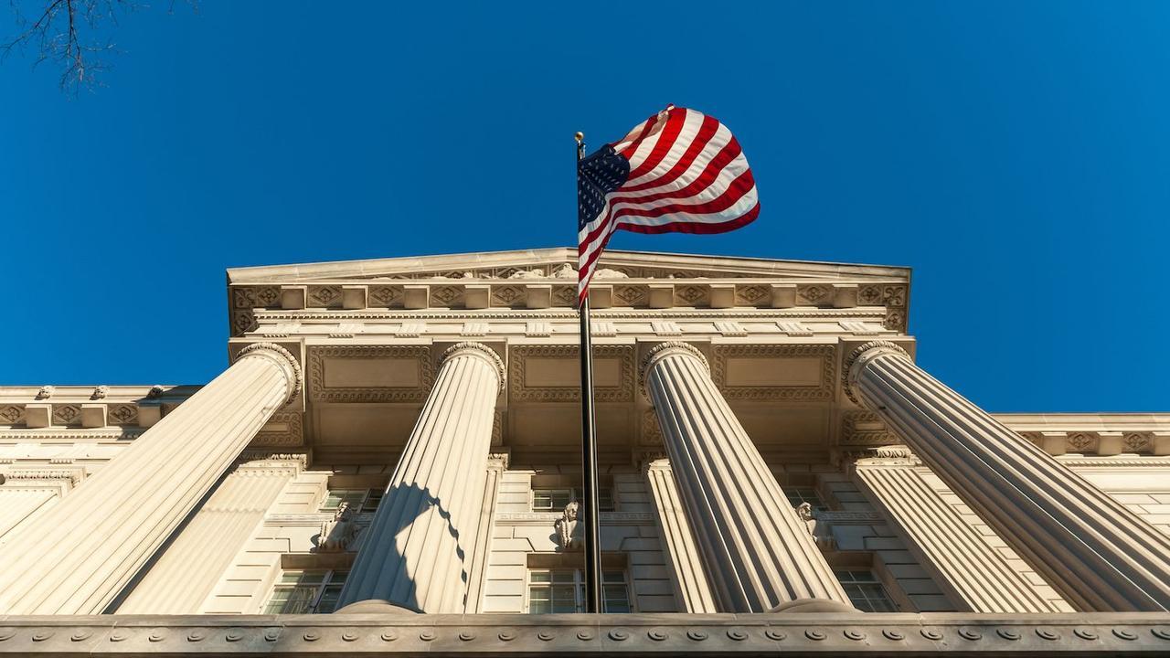 Минторг США в конце апреля вынесет решение о пошлинах на импортный БСК
