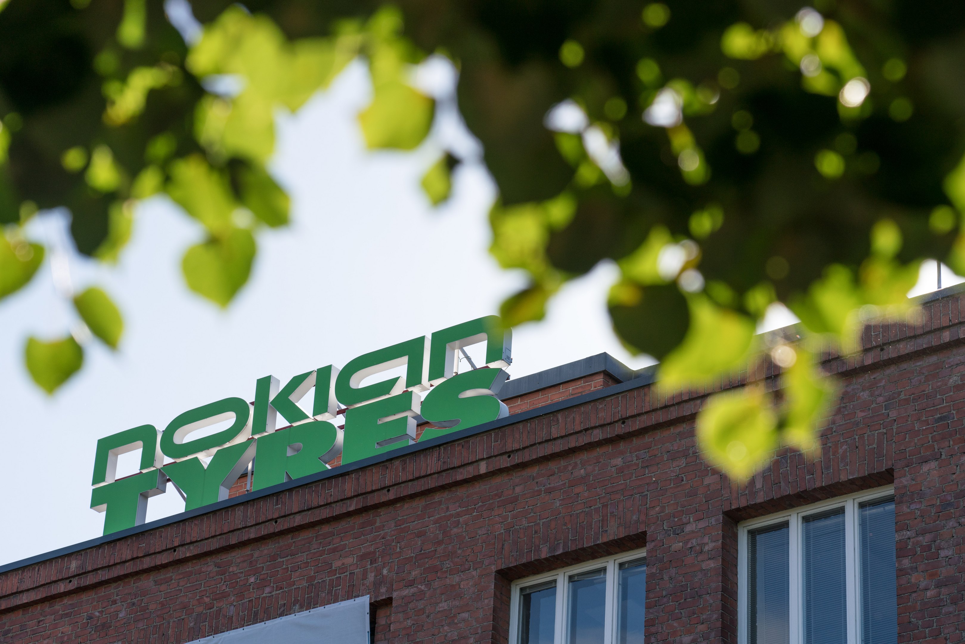 Nokian Tyres получила от "Татнефти" 285 млн евро за свой шинный бизнес в РФ