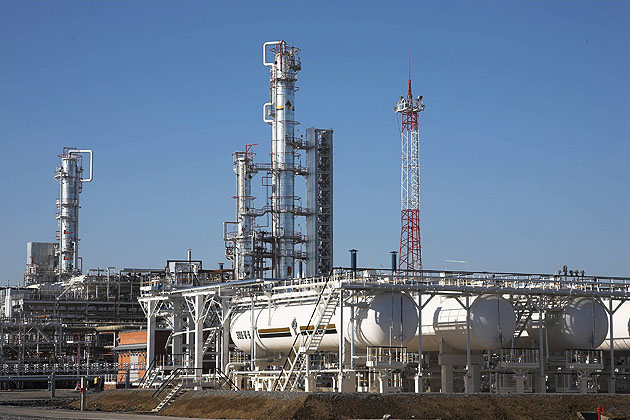 Роснефти потребуется $14 млрд для завершения модернизации НПЗ