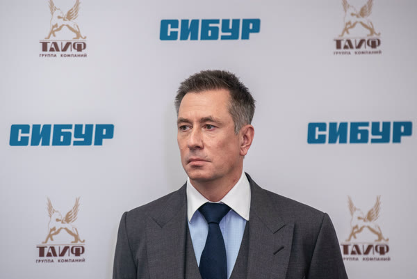 Экс-глава "Сибура" оспорил персональные санкции ЕС