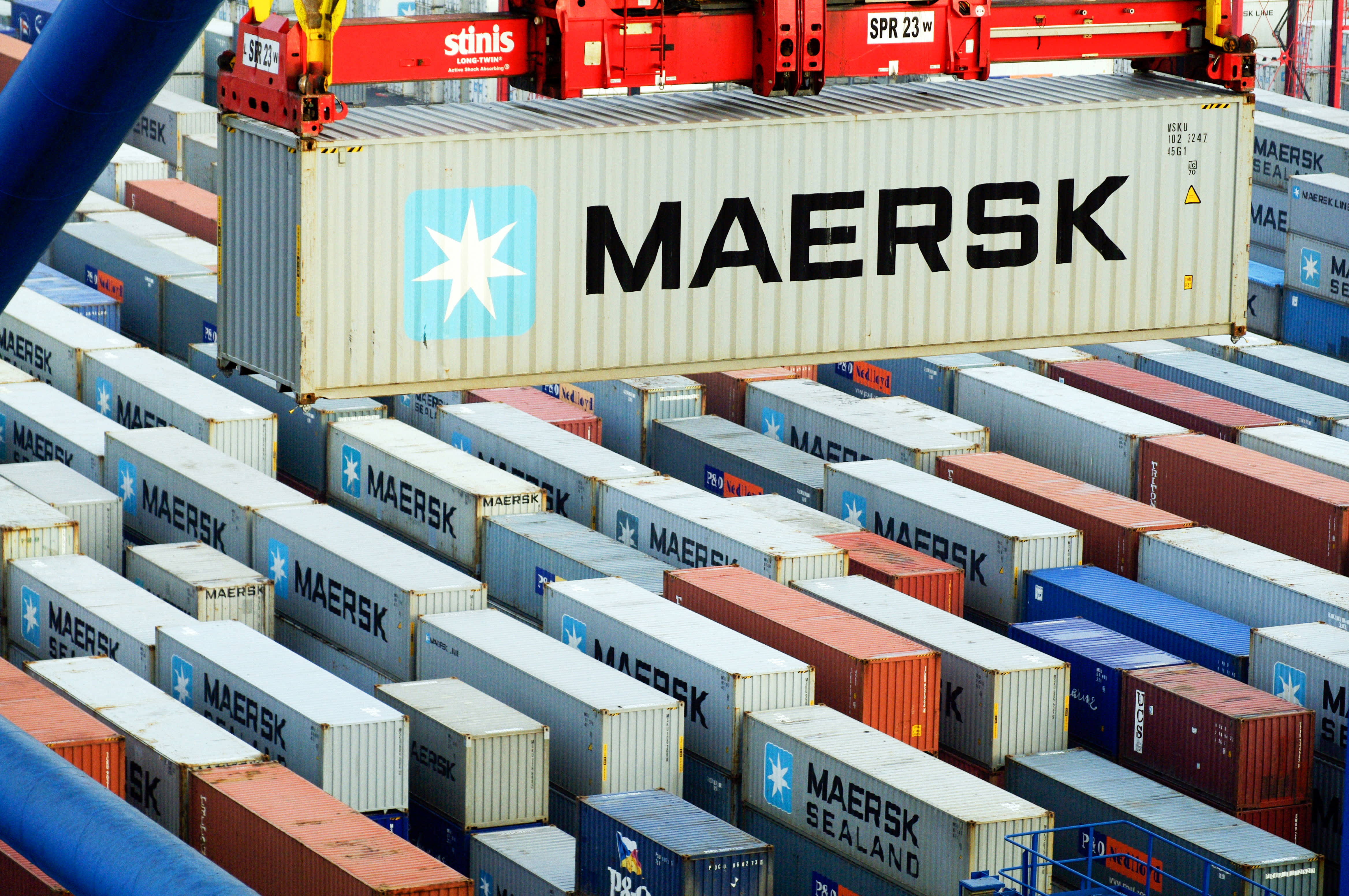 Maersk начал поэтапное сворачивание деятельности в РФ