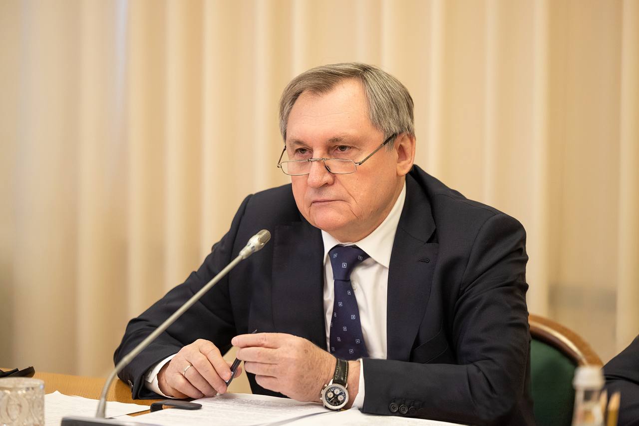 Минэнерго и Минпромторг РФ прорабатывают поддержку мало- и среднетоннажной нефтехимии