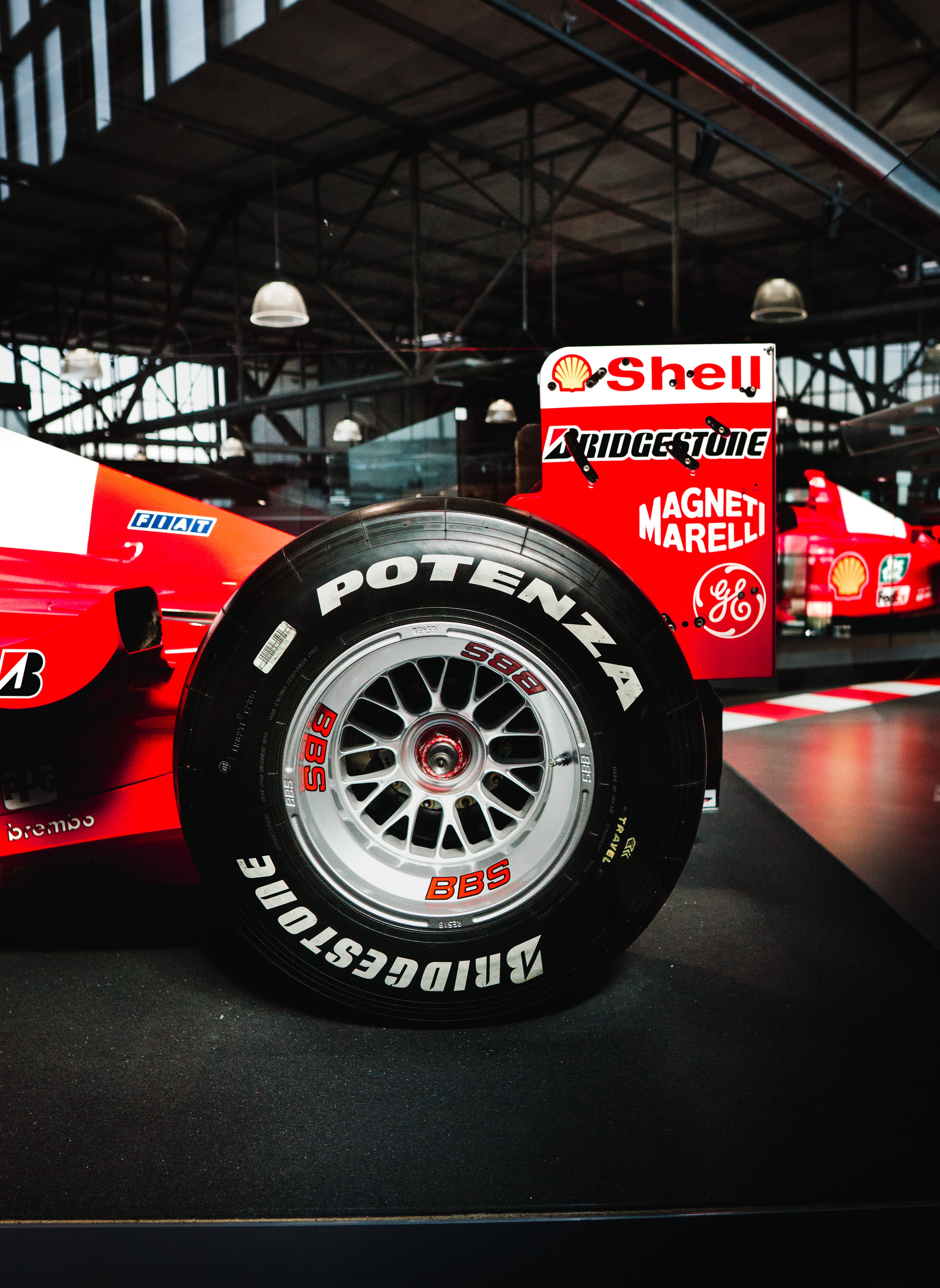 Правительство Франции одобрило план спасения завода Bridgestone