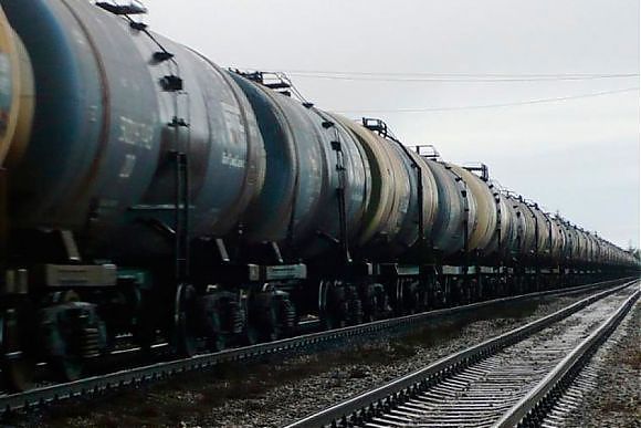 Казахстан планирует продлить запрет на ввоз бензина из РФ ж/д транспортом