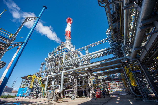 МЭА: нефтехимия станет главным драйвером спроса на нефть в 2025–2026 годах
