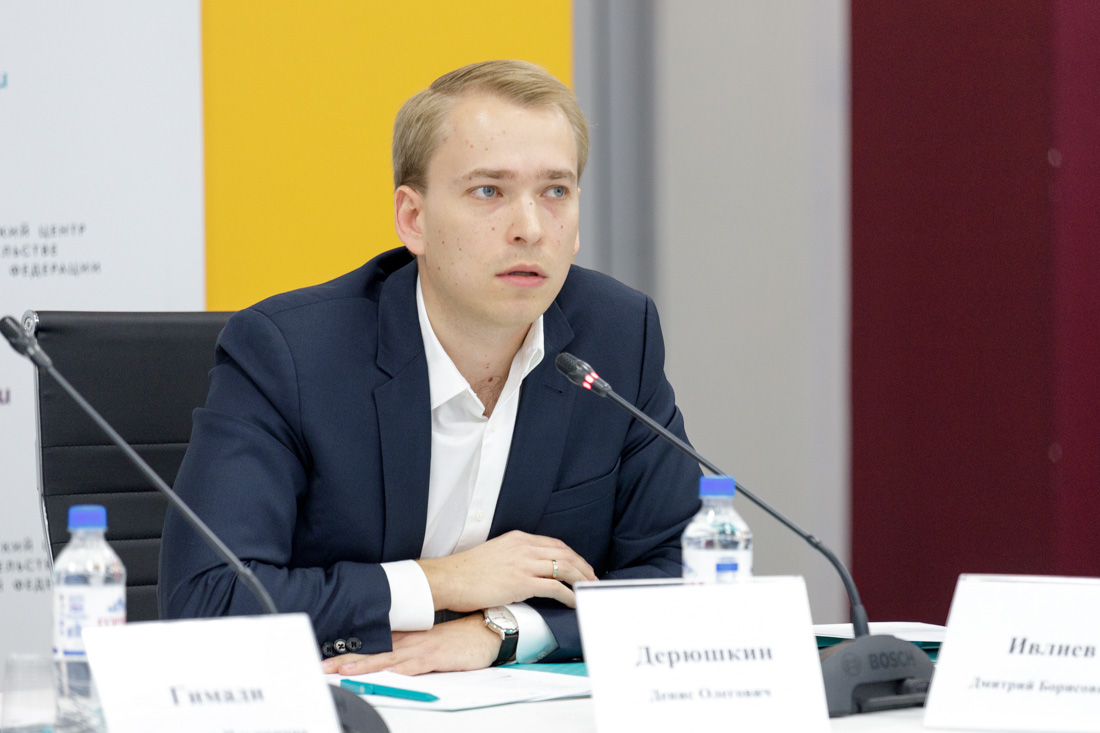 Эксперт: Россия направляет на нефтехимию лишь треть своего углеводородного сырья