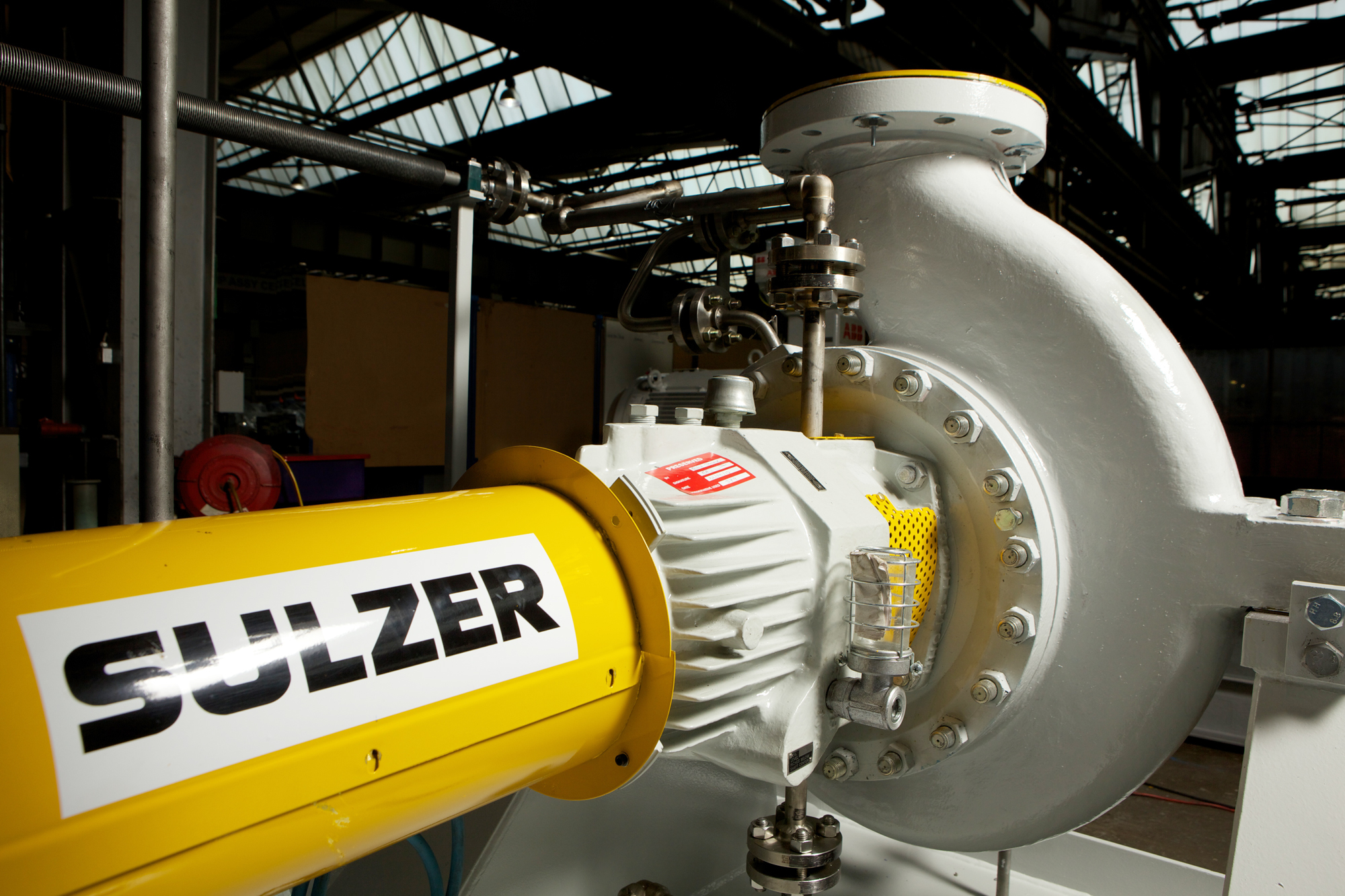 Sulzer сворачивает деятельность в России