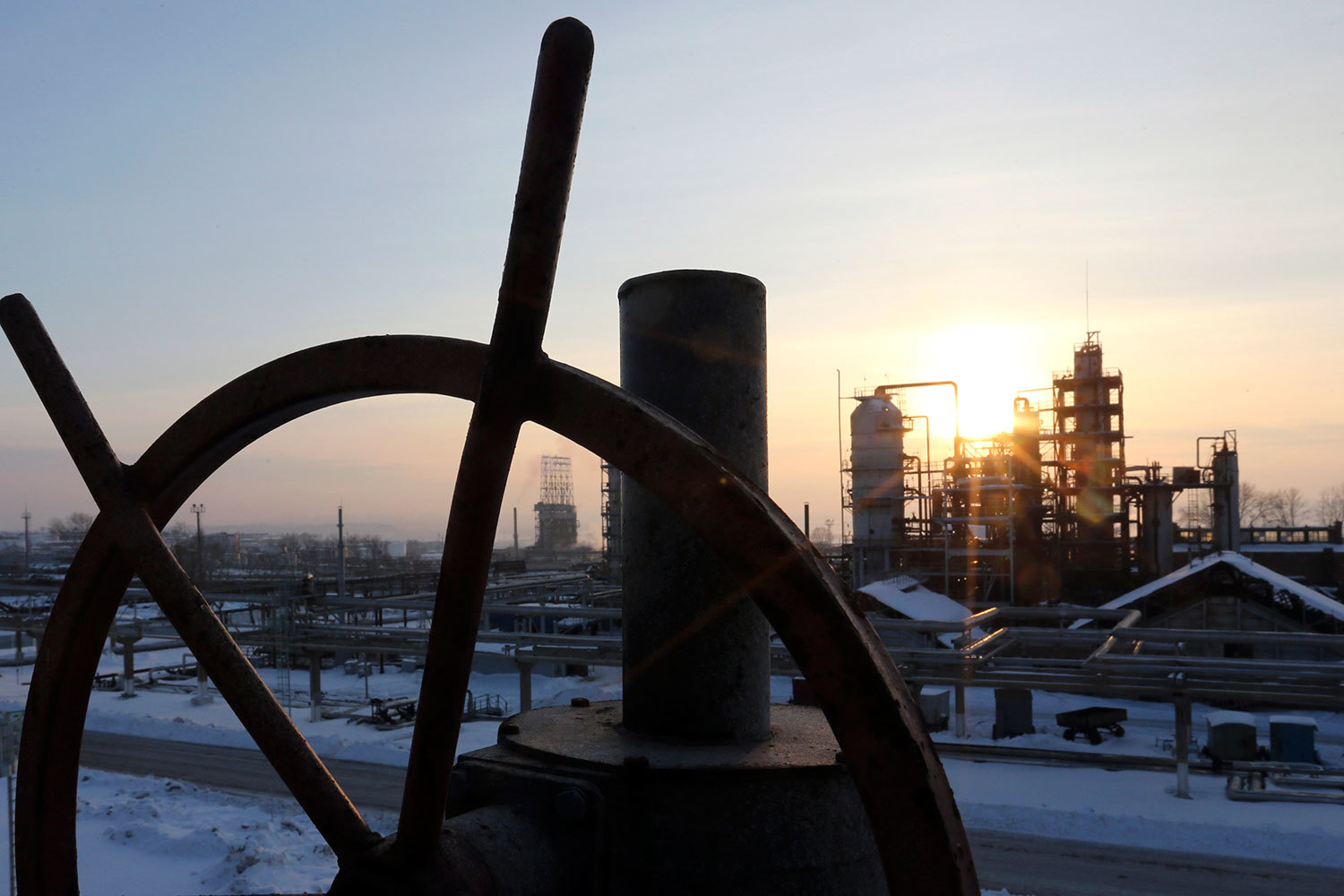 Башнефть увеличила выручку от продажи нефти на 78%, нефтепродуктов - на 34%
