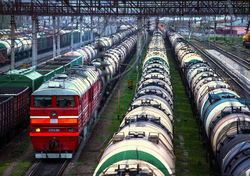 Грузовые ж/д тарифы в 2023г вырастут на 8%