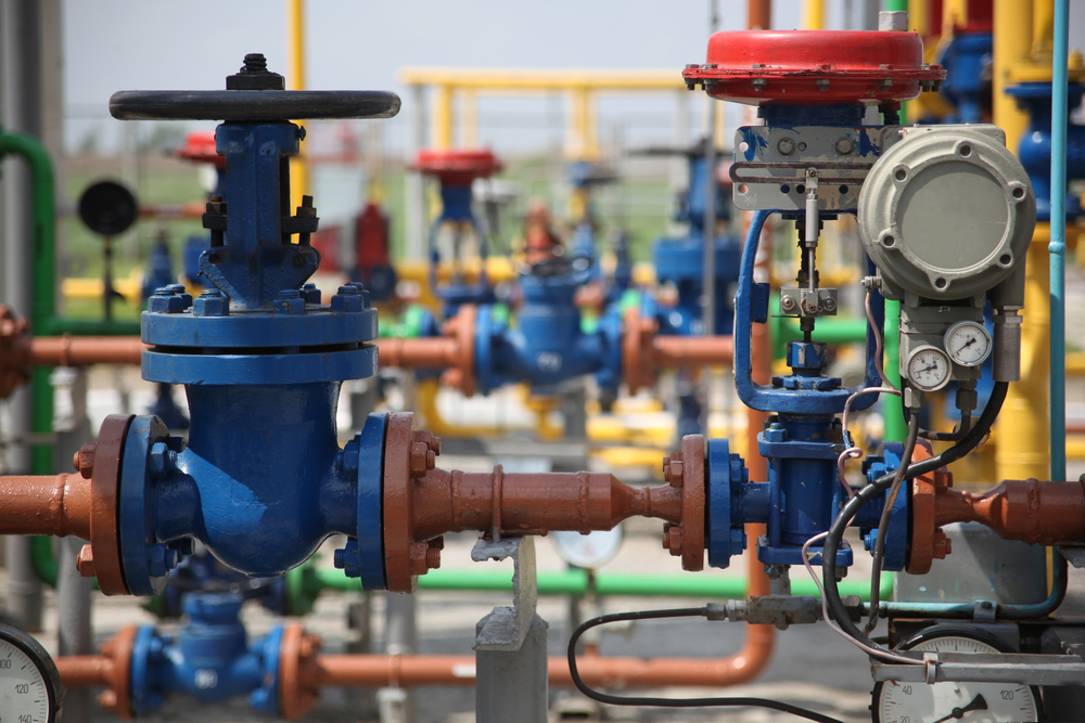 Амурский НПЗ "подкосило" падение цен на нефть - врио губернатора Амурской области