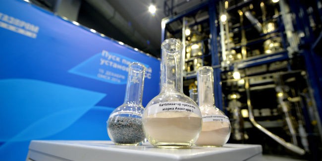 Спрос на катализаторы каткрекинга может вырасти вдвое к 2020г. - Газпром нефть