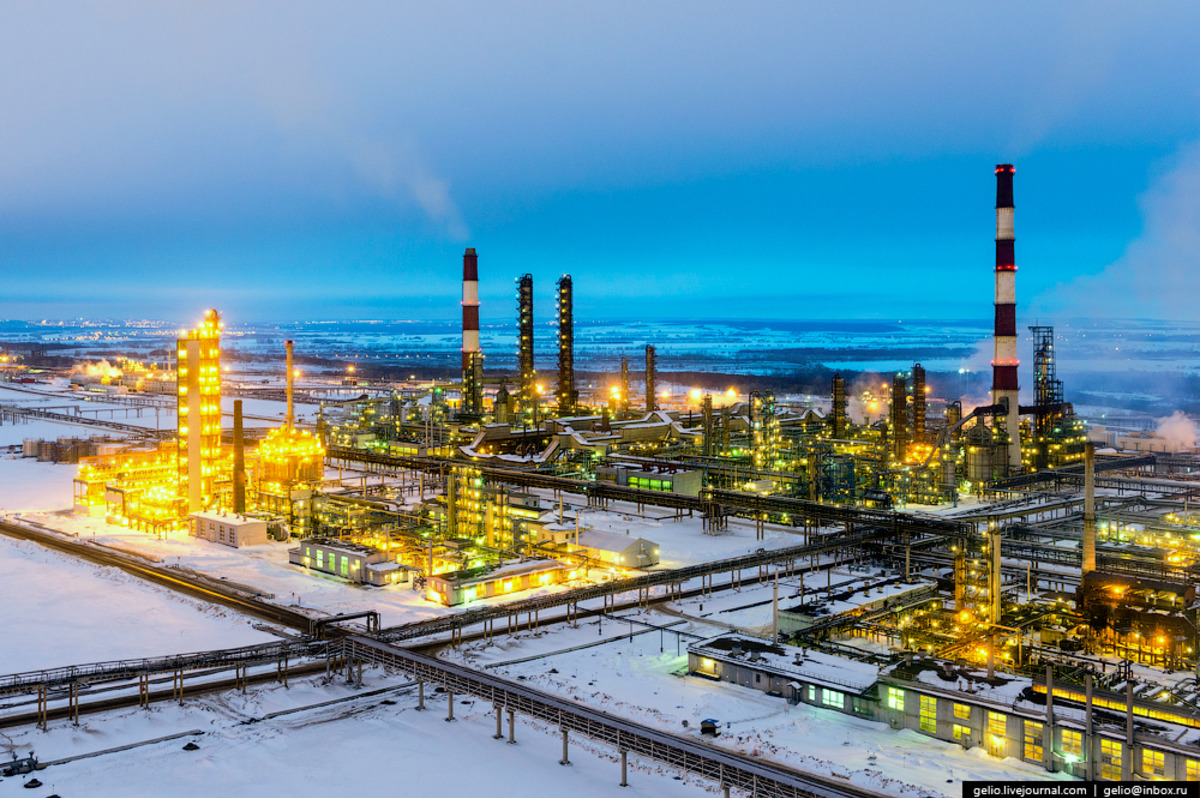 Завод уфанефтехим. Завод Башнефть Уфа. НПЗ Уфанефтехим. Ароматика Уфанефтехим. Нефтеперерабатывающий комплекс ПАО АНК «Башнефть».