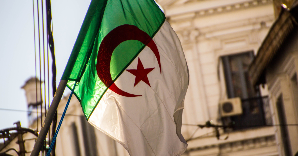 Total и Sonatrach в июле начнут строительство завода ПП в Алжире 