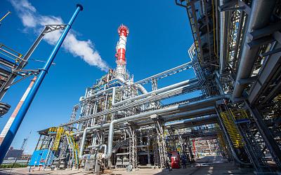 Смены собственников 2025: судьба "Саянскхимпласта", "секретная" сделка года по ГПНС, классические M&A