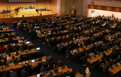 В Женеве избрали нового главу переговоров по глобальному соглашению о пластике