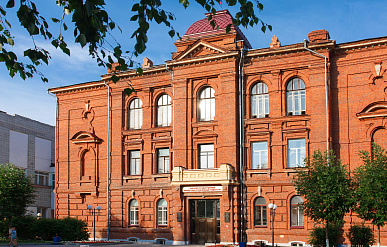 В ТГАСУ разработали технологию переработки пластиковых отходов в сорбенты для сбора разливов нефти