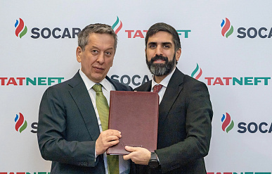 Socar обсудил совместные проекты с "Татнефтью" и "Сибуром"
