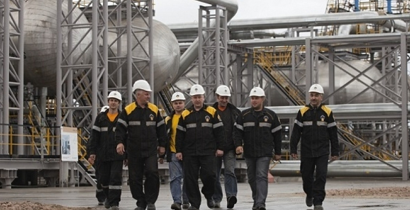 "Роснефть" наймет 10 тысяч человек для проекта "Восток Ойл"