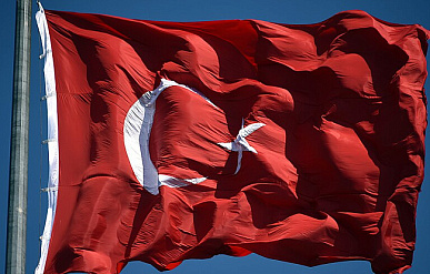 Турция ввела временные пошлины на иностранный ПЭТ и расследует импорт ТФК